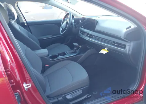 2025 Kia K4 Lxs из США, поврежденный, VIN 3KPFT4DE9SE221623